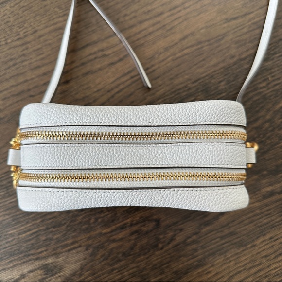 Tory Burch Mini Perry Bombè Leather Camera Bag - Picture 2 of 16